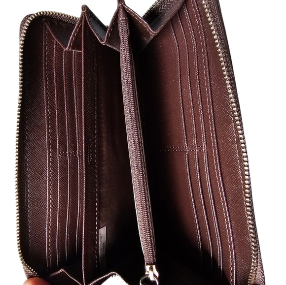 NWOT Coach Signature Brown and Tan Zip Around Wallet Clutch - Picture 4 of 10